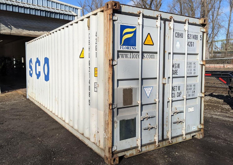 24ft storage shipping container with roll up door