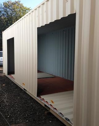 https://shippingcontainer.us/images/shipping-container-roll-up-door-cut-out.jpg