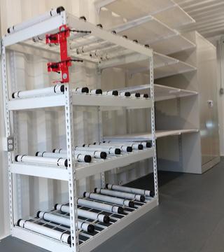 Adjustable oxygen tank shelving oxygen tank shelving